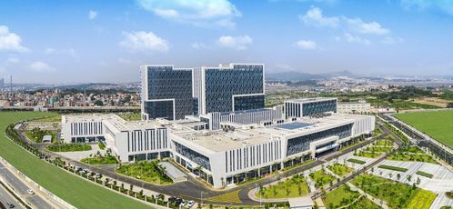 网友建议厦门大学附属翔安医院更名, 翔安二字影响观感 ,厦门大学 第二名称为厦门大学医学中心